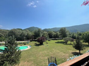 Standard Quadruple Room, Balcony | Desk, free WiFi - Hotel Verdeneve (Villavallelonga)