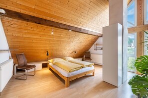 2 soverom, strykejern/-brett, wi-fi og sengetøy