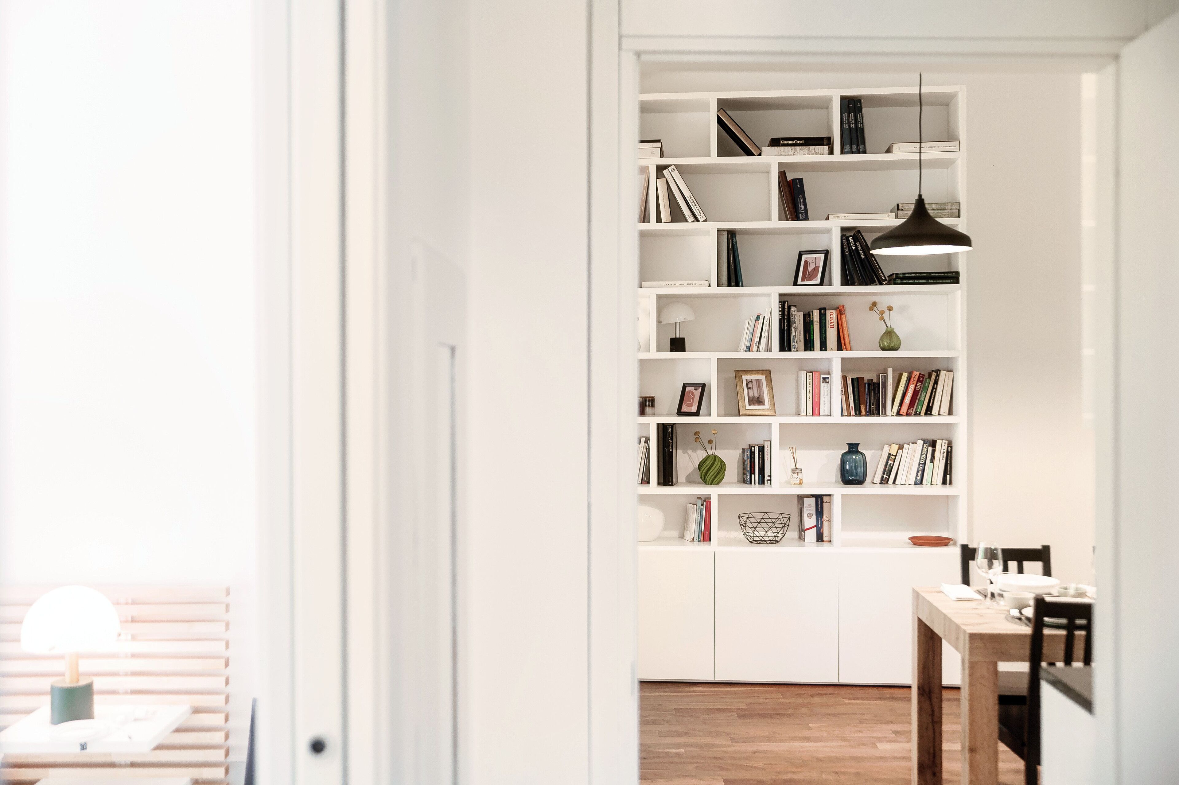 公寓 | 高档床上用品、羽绒被、熨斗/熨衣板、婴儿床