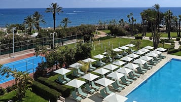 Indoor pool, 2 outdoor pools, pool umbrellas, sun loungers