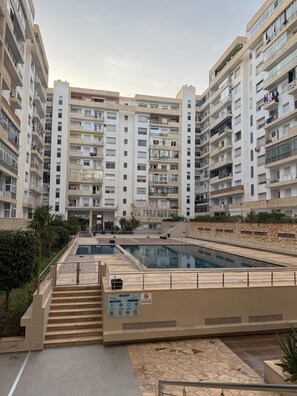 Utomhuspool