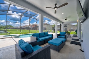 Interior - Spacious 7BR resort home w/ pool & spa (Kissimmee)