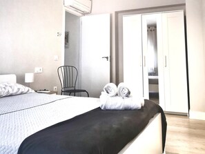 3 Schlafzimmer, Bügeleisen/Bügelbrett, Internetzugang, Bettwäsche