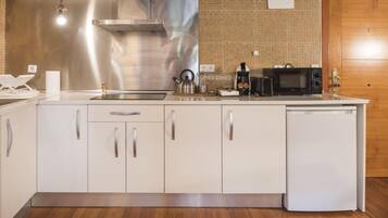 Fridge, microwave, coffee/tea maker, toaster