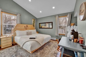 2 bedrooms, desk, free WiFi, bed sheets