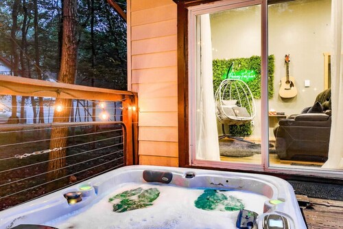 King Size - Romantic - Massage - Pet Friendly
