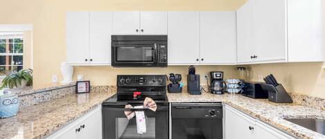 Condo, Multiple Beds, Patio, Golf View (Fairway View Escape) | Private kitchen | Fridge, microwave, oven, stovetop