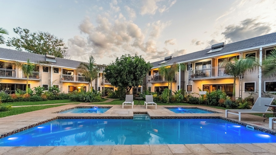 Victoria Falls Oasis Hotel