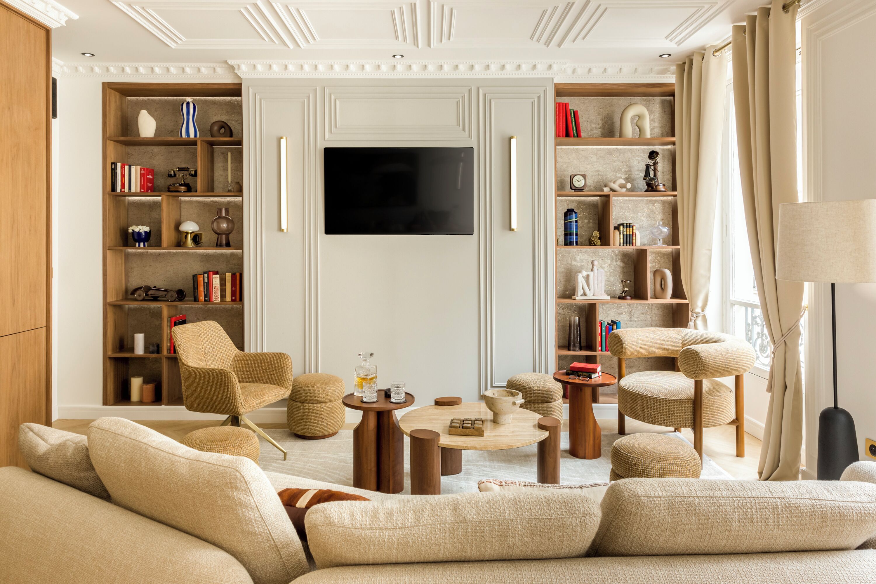 อพาร์ทเมนท์, วิวเมือง | บริเวณนั่งเล่น | ห้องทำงาน