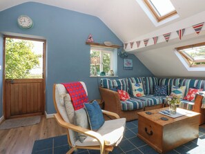 Living area - Borth Arian Boat House (Holyhead)