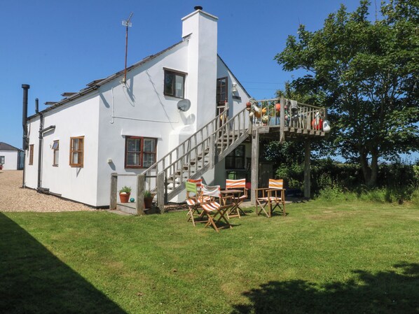Terrace/patio - Borth Arian Boat House (Holyhead)