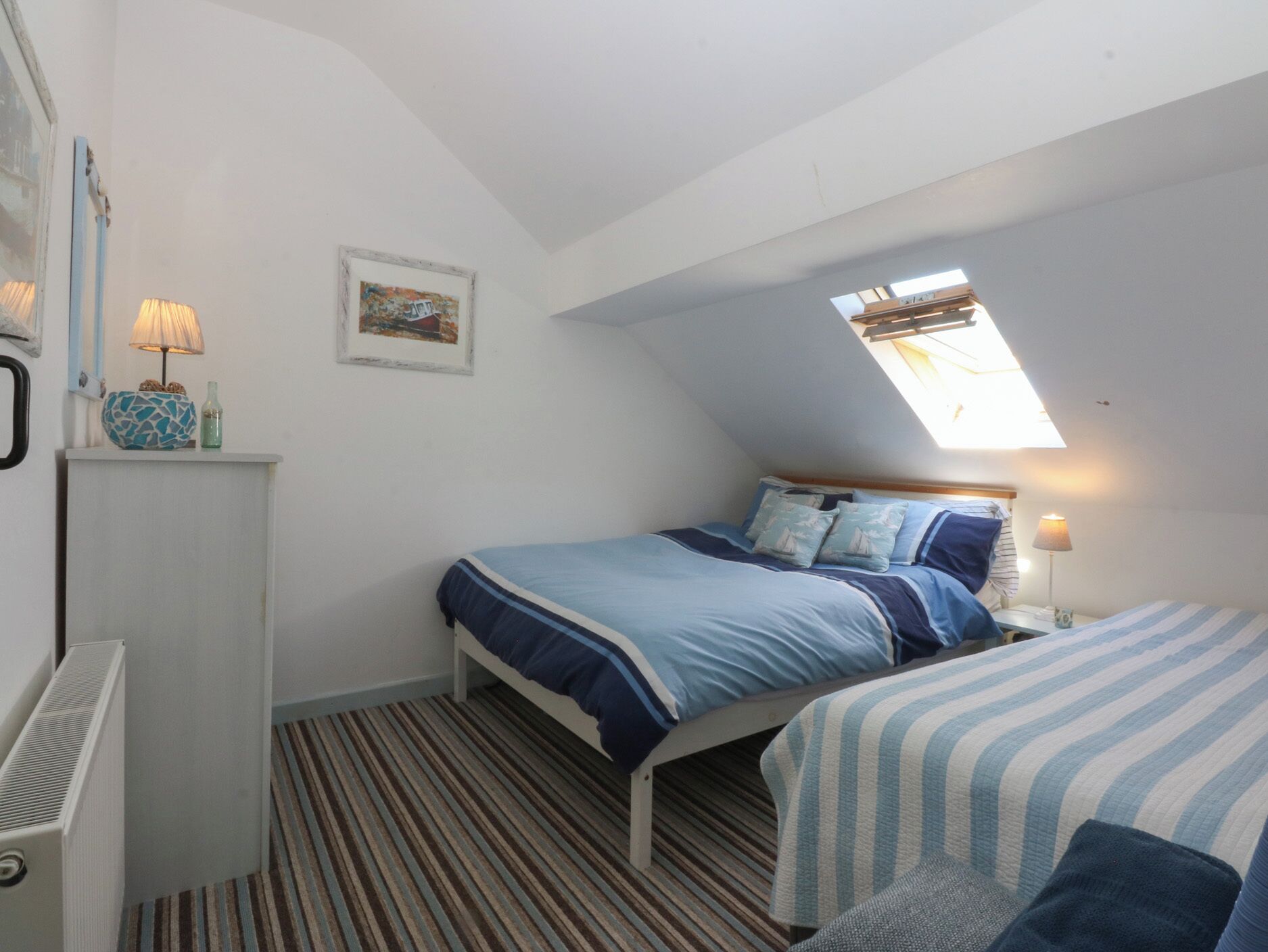 3 bedrooms, individually decorated, individually furnished, free WiFi