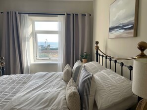 2 室のベッドルーム、客室ごとに異なる装飾、客室ごとに異なるインテリア、WiFi (無料)