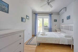 Standard House, Multiple Bedrooms, 2 Bathrooms (Captain's House -  Sv. Jakov) - Captain's House - Sv. Jakov (Mali Losinj)