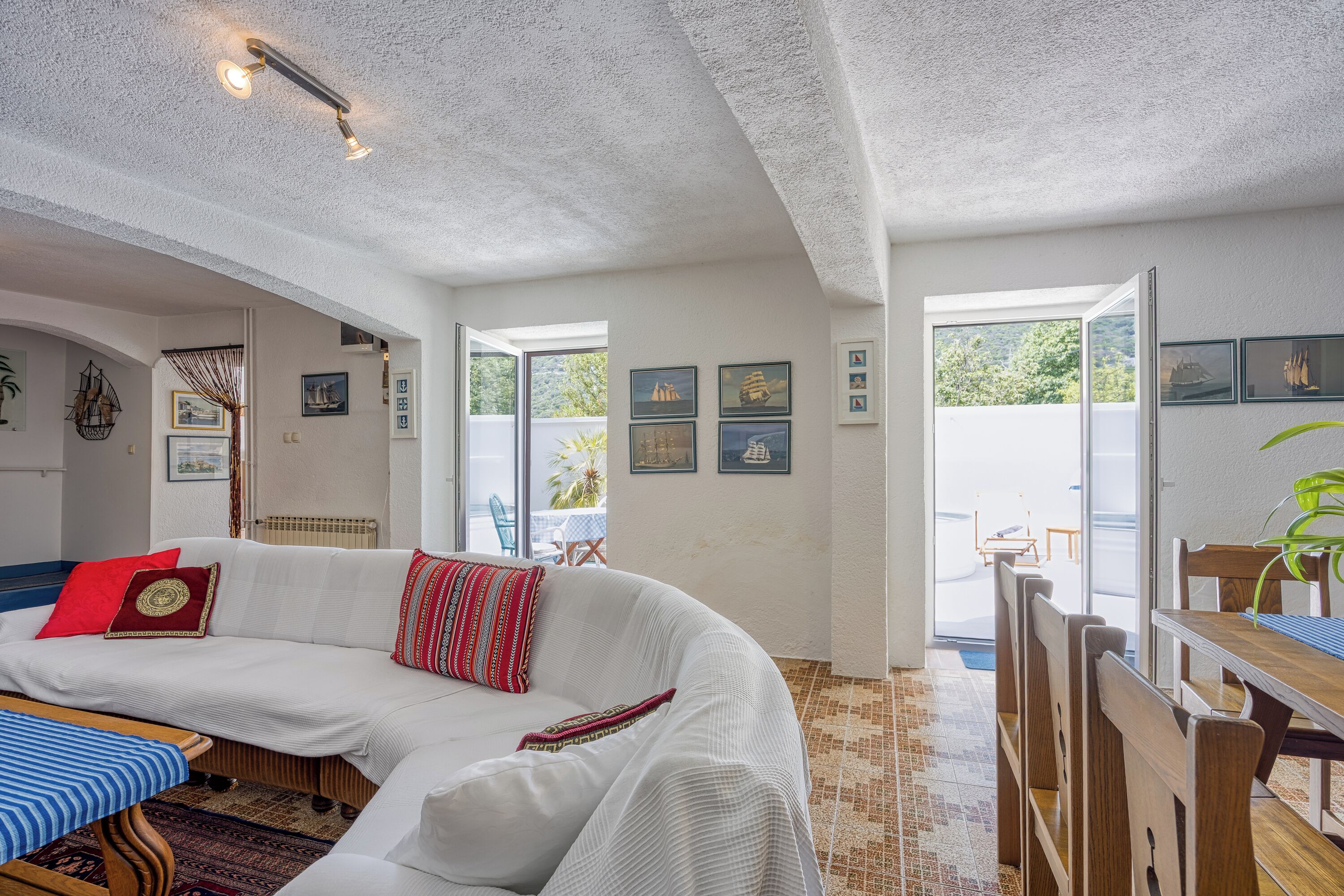 Hus – standard, flere soverom, 2 bad (Captain's House -  Sv. Jakov) | Oppholdsområde | En 32-tommers smart-TV med kabel-kanaler