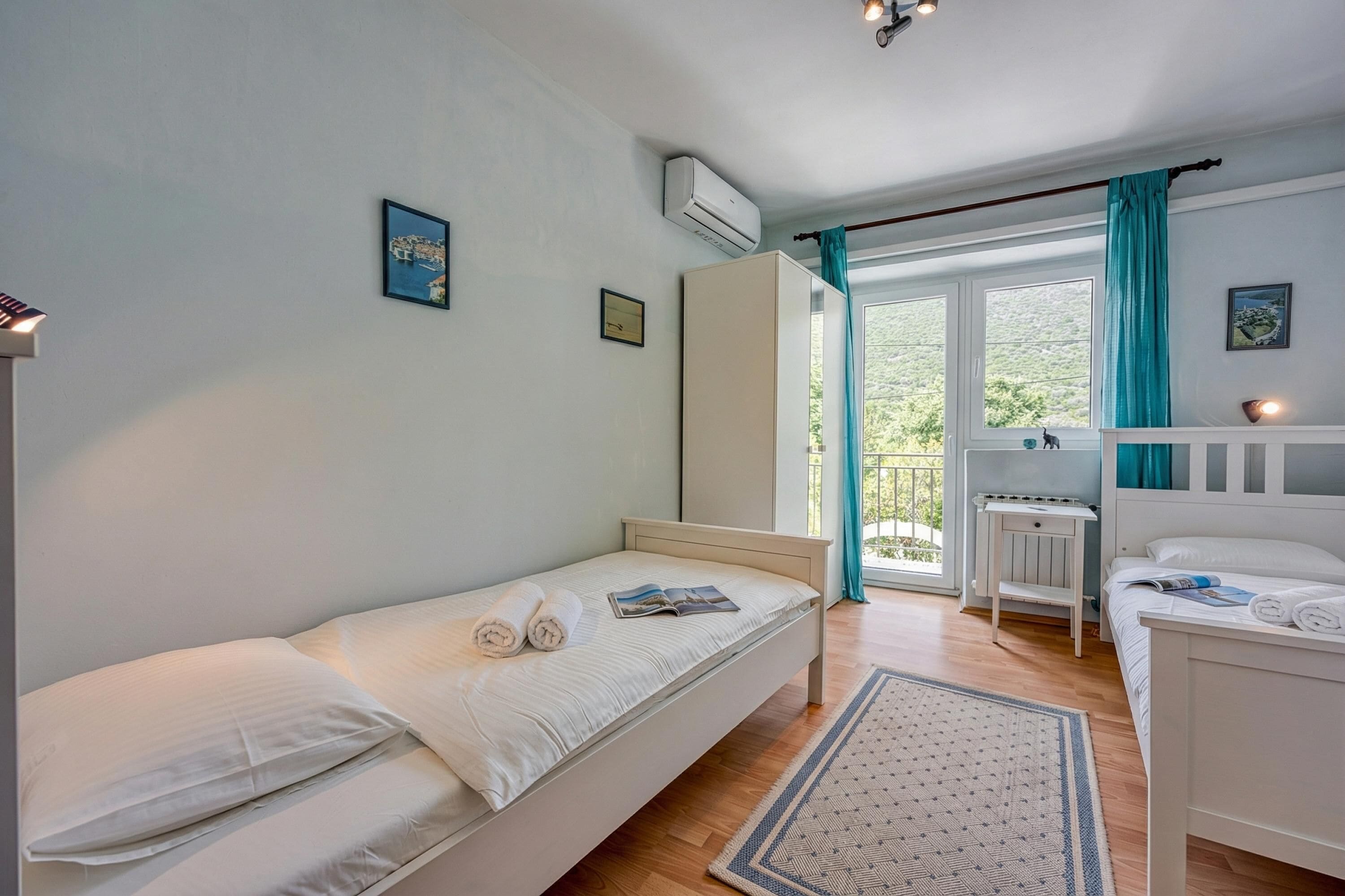 Maison Standard, plusieurs chambres, 2 salles de bains (Captain's House -  Sv. Jakov)