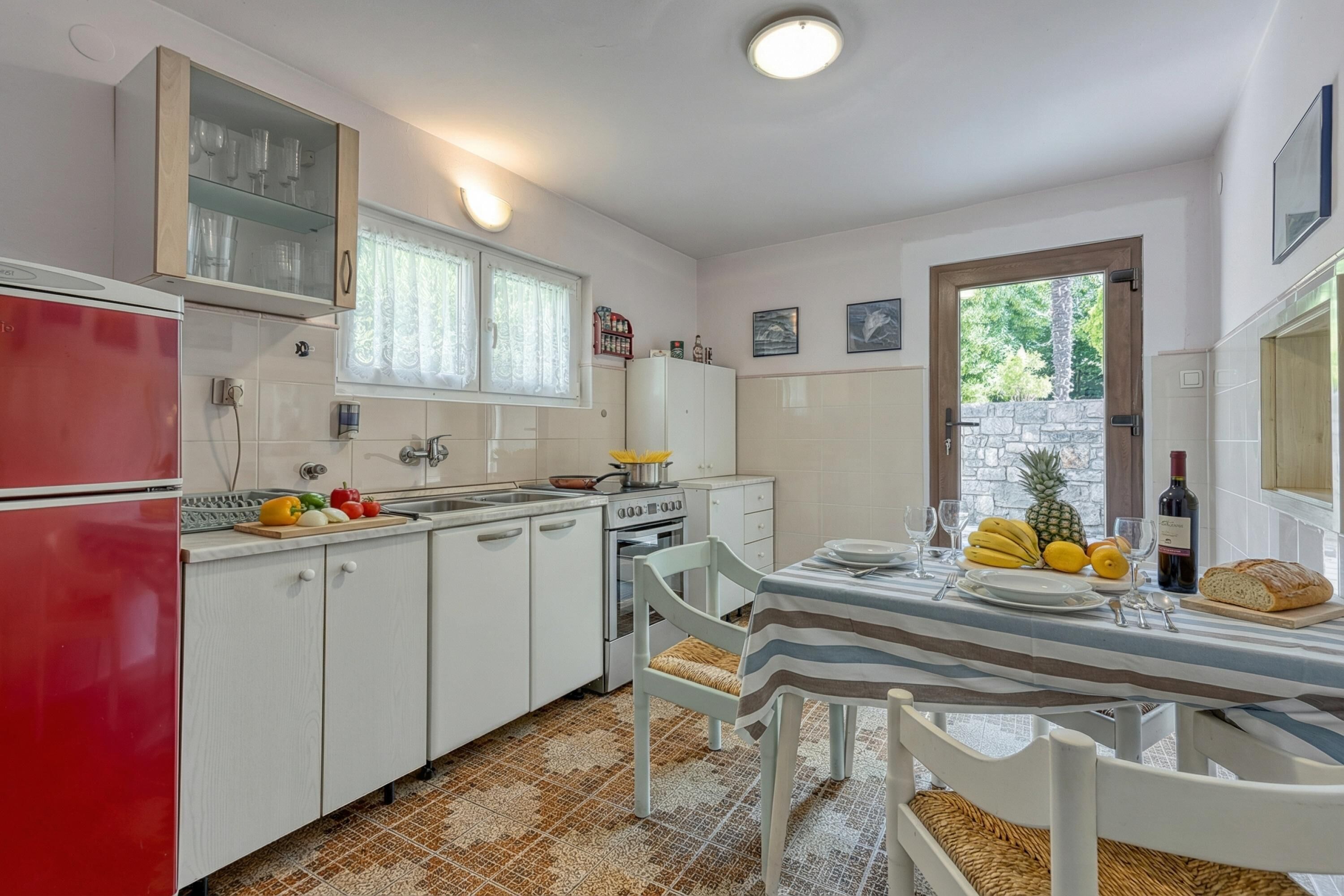 บ้านพักสแตนดาร์ด, หลายห้องนอน, 2 ห้องน้ำ (Captain's House -  Sv. Jakov) | ครัวส่วนตัว | ตู้เย็น, เตาอบ, เตาประกอบอาหาร, เครื่องครัว/จาน/ช้อนส้อม
