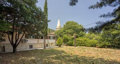 Captain's House - Sv. Jakov