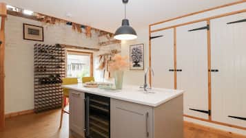 Oppvaskmaskin og kjøkkenutstyr