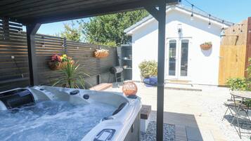 Cottage | Terrace/patio