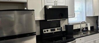 Master Bedroom with Private Bathroom; Near to National Harbor