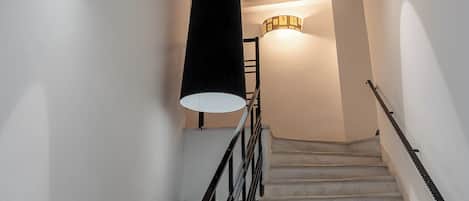 Nội thất lối vào