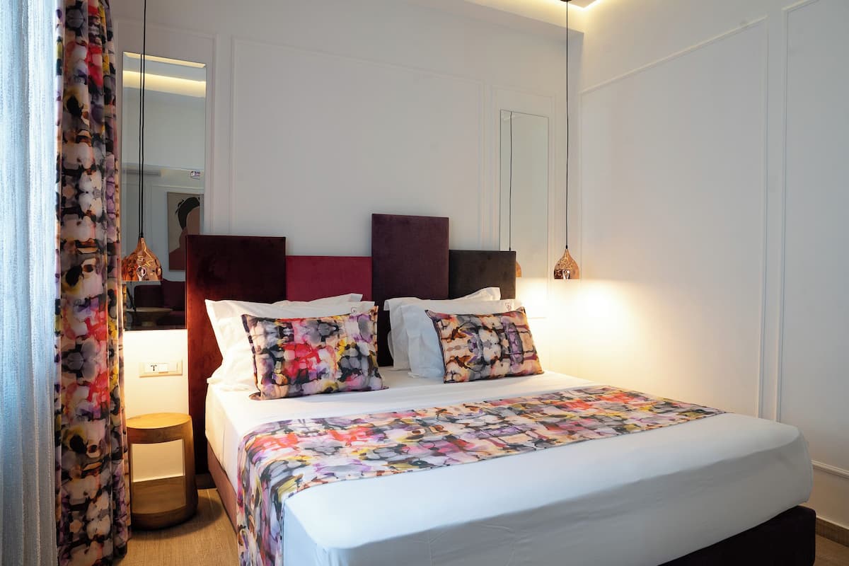 Business-Suite, Stadtblick | Hochwertige Bettwaren, Daunenbettdecken