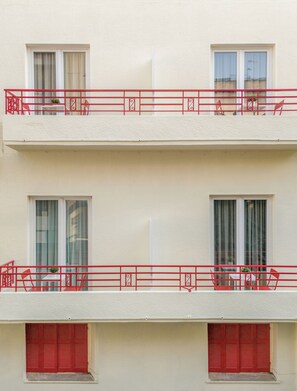 Deluxe Studio, Balcony, City View | Terrace/patio - Garment District Suites (Athens)