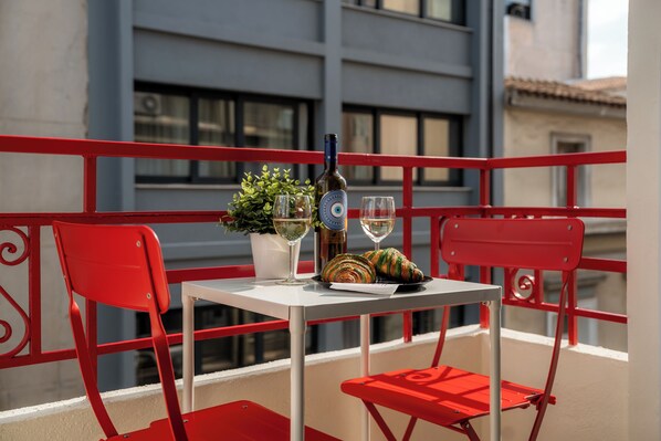 Terrace/patio - Garment District Suites (Athens)