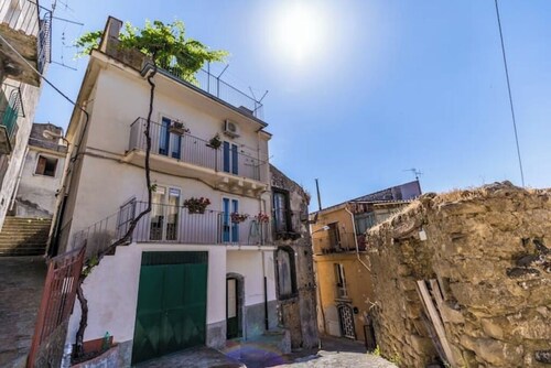 Maria Catena House