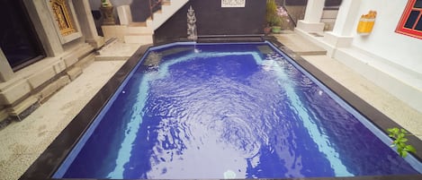 Piscina a l'aire lliure