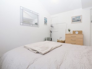 1 habitación, decoración personalizada y muebles diferentes