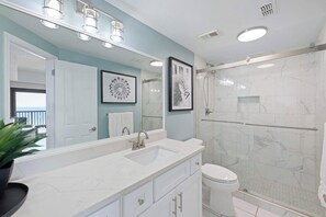 淋浴設備、提供毛巾、番梘