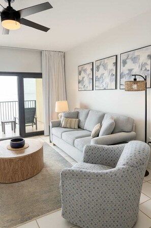 Smart TV, DVD player, books, offices