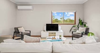 Charming Guesthouse Retreat in Hastings w laundry