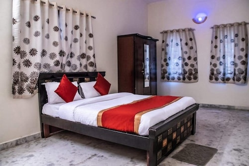 SRR HOMES 5 Bed Rooms Luxury Villa