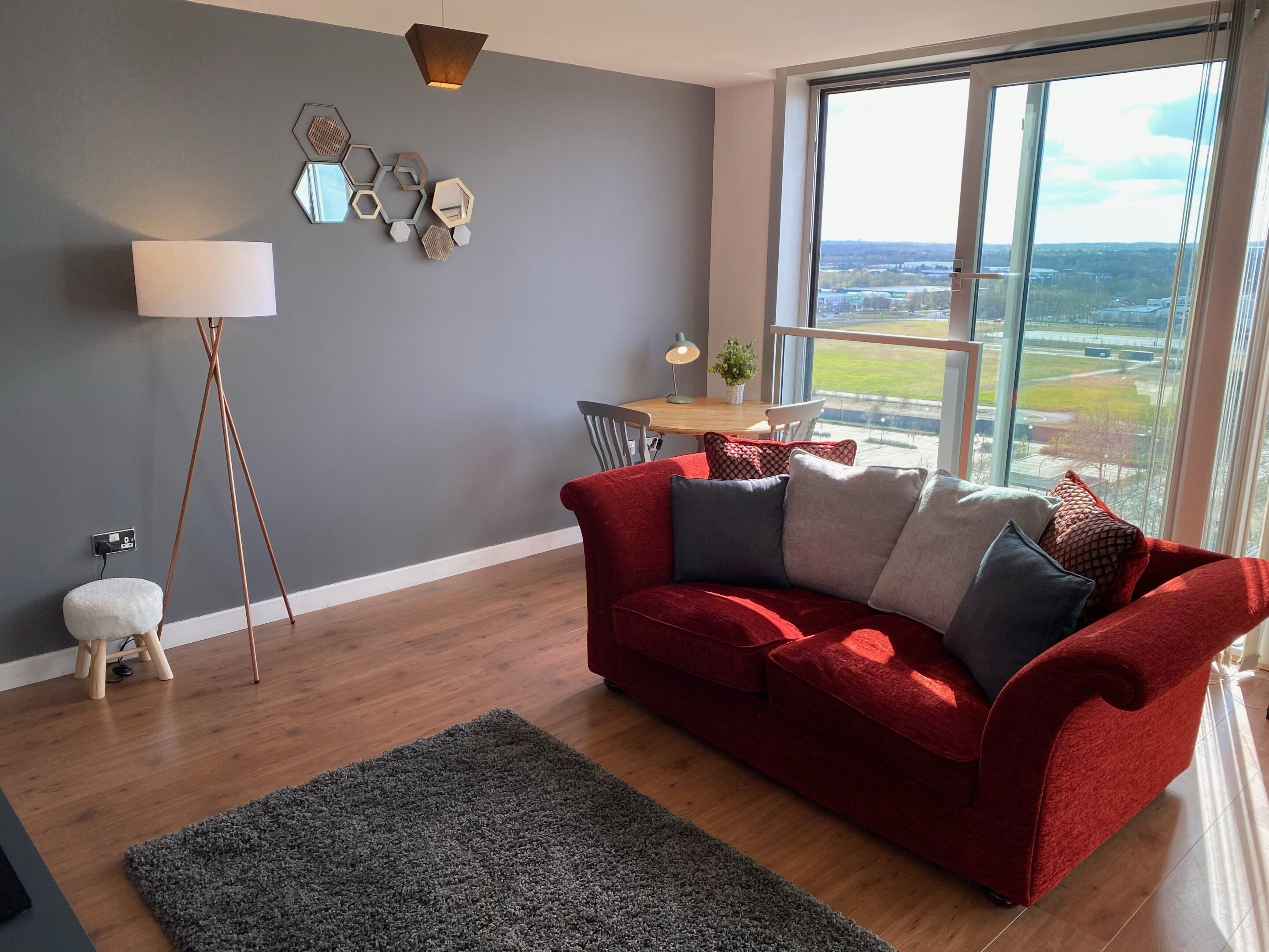 Tailor That Property - Fully Furnished Apartment - Middleton Hall