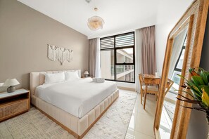 Iron/ironing board, travel cot, free WiFi, bed sheets
