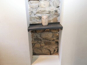 Interior - Myrtle Nook (Keighley)