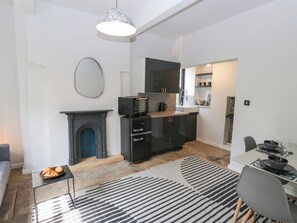 Interior - Myrtle Nook (Keighley)