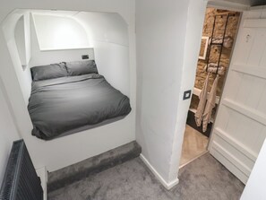 1 bedroom, individually decorated, individually furnished, free WiFi - Myrtle Nook (Keighley)