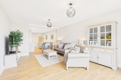 Host Stay Glenridge House Retreat