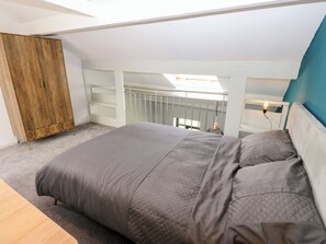 2 bedrooms, individually decorated, individually furnished, free WiFi