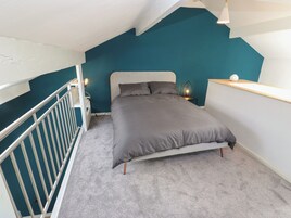 2 habitaciones, decoración personalizada y muebles diferentes 