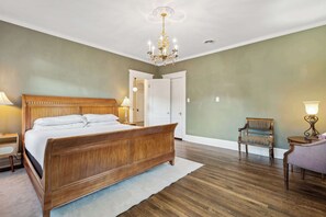 7 dormitorios, tabla de planchar con plancha, wifi y ropa de cama