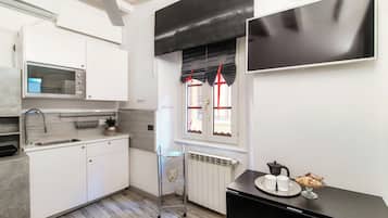 Comfort-Apartment, Stadtblick | Eigene Küche