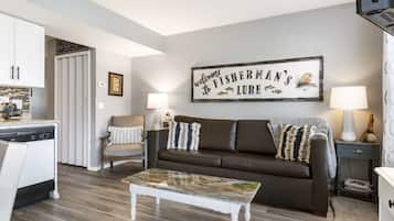 Condo, 1 Queen Bed with Sofa bed, Patio, Golf View (Fisherman's Lure) | Living area | 42-inch flat-screen TV with digital channels