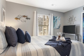 Condo, 1 Queen Bed with Sofa bed, Patio, Golf View (Fisherman's Lure) | 1 bedroom, individually decorated, individually furnished