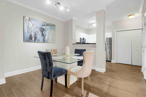 Luxury at Midtown!