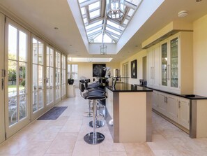 Bar (on property) - Laithe House (Burnley)